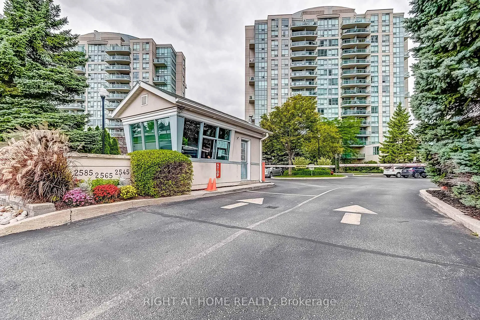 Photo 41 of Unit 508, 2565 Erin Centre Boulevard, Mississauga, Central Erin Mills — HOMEH