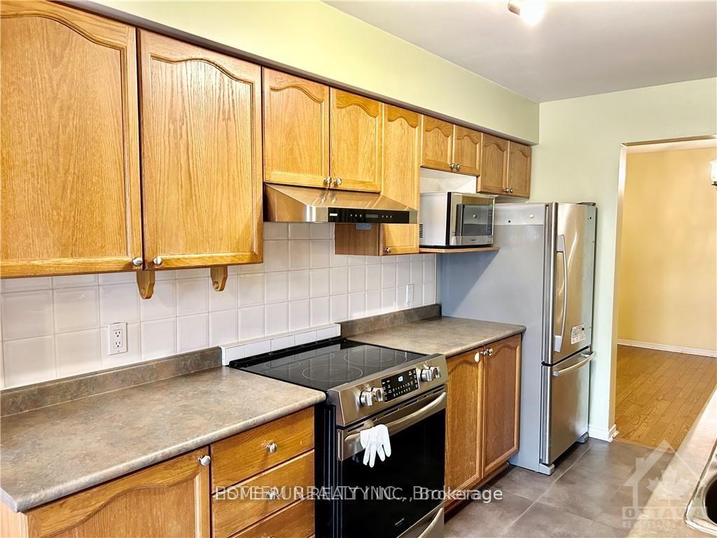 Photo 10 of 4674 Ogilvie Walk Crescent, Ottawa, Carson Grove — HOMEH