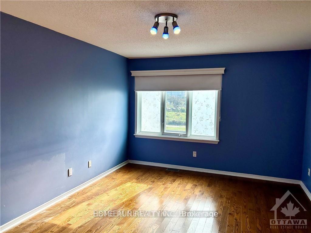 Photo 13 of 4674 Ogilvie Walk Crescent, Ottawa, Carson Grove — HOMEH