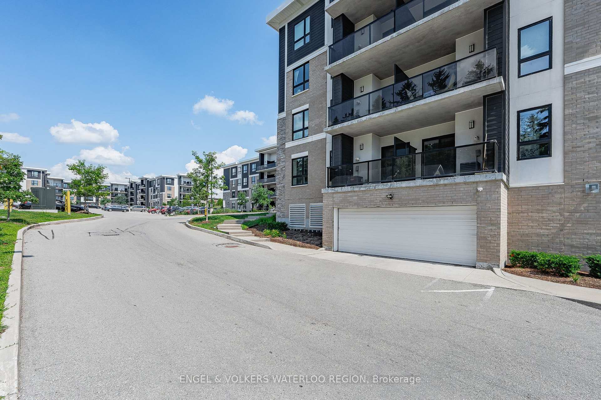 Photo 2 of Unit 103, 1280 Gordon Street, Guelph, Kortright East — HOMEH