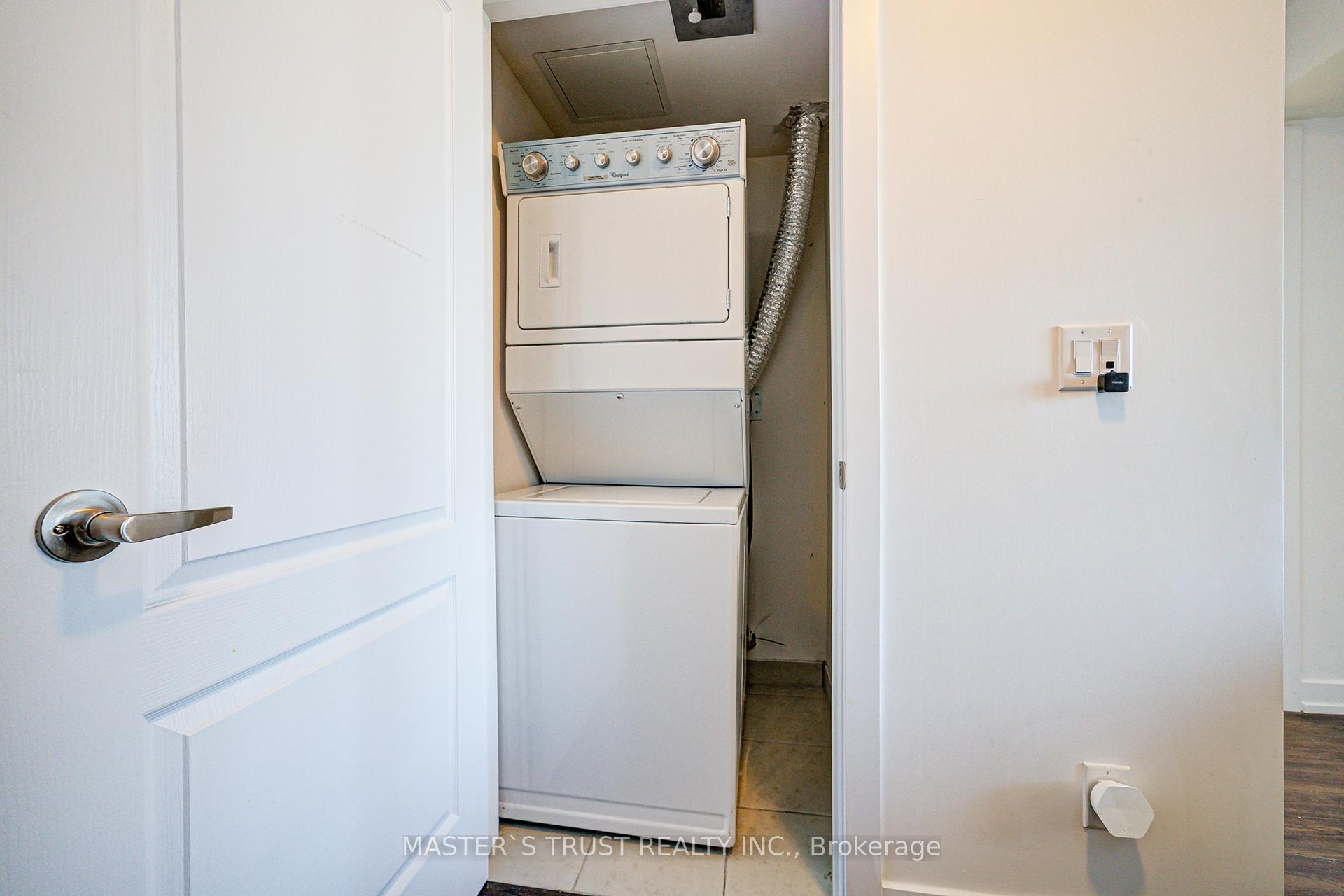 Photo 13 of Unit 215, 10 Dunsheath Way, Markham, Cornell — HOMEH