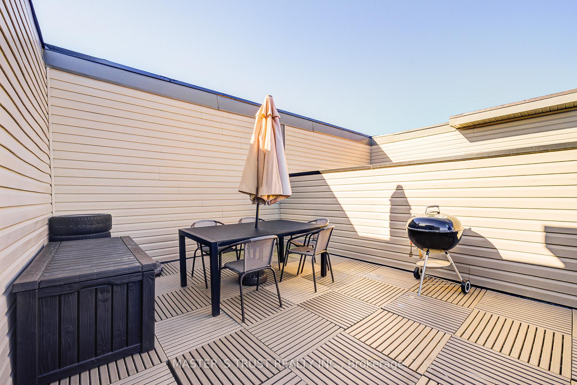 Photo 27 of Unit 215, 10 Dunsheath Way, Markham, Cornell — HOMEH