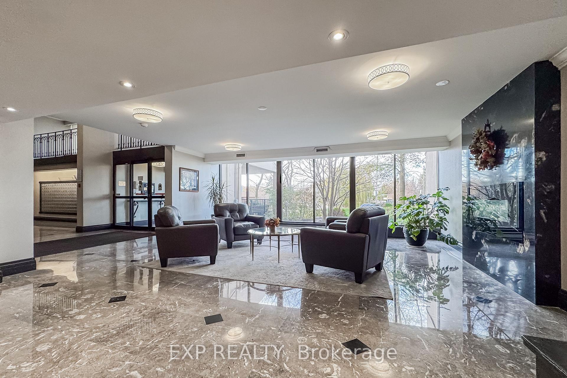 Photo 6 of Unit 501, 500 Green Road, Hamilton, Lakeshore — HOMEH
