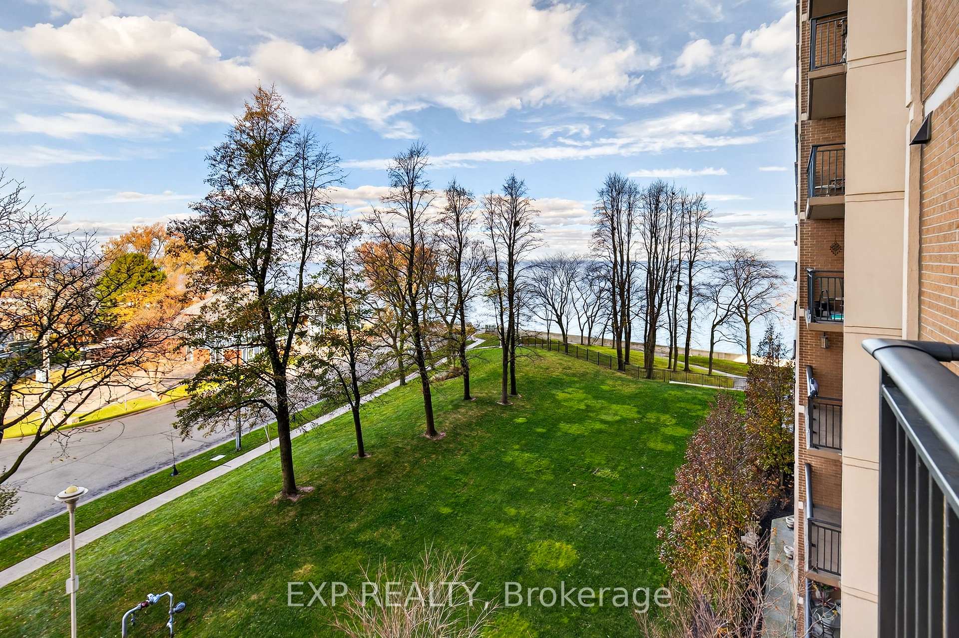 Photo 18 of Unit 501, 500 Green Road, Hamilton, Lakeshore — HOMEH