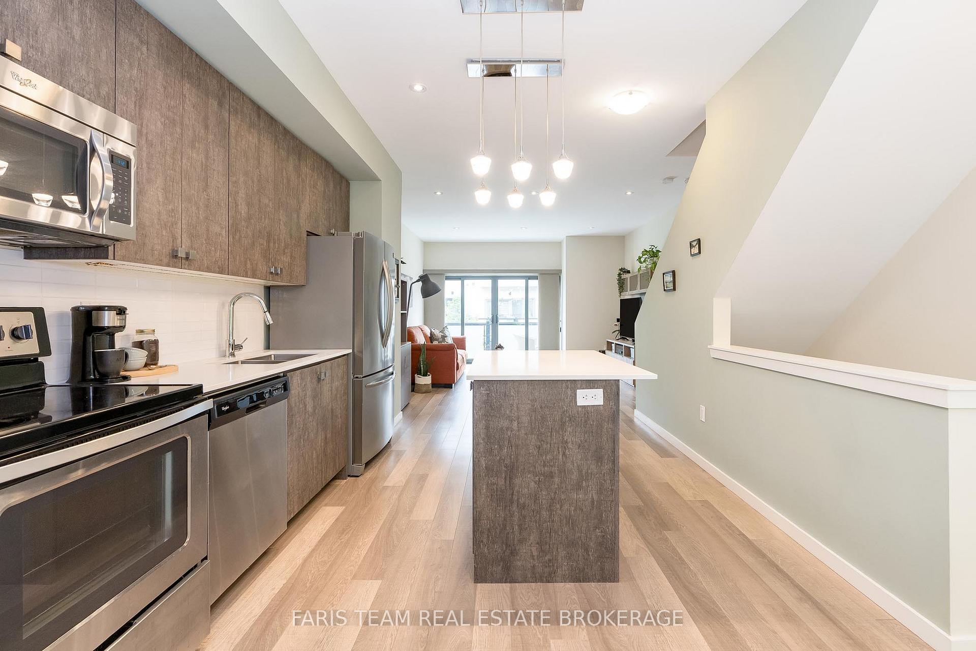 Photo 3 of Unit 36, 369 Essa Road, Barrie, Ardagh — HOMEH