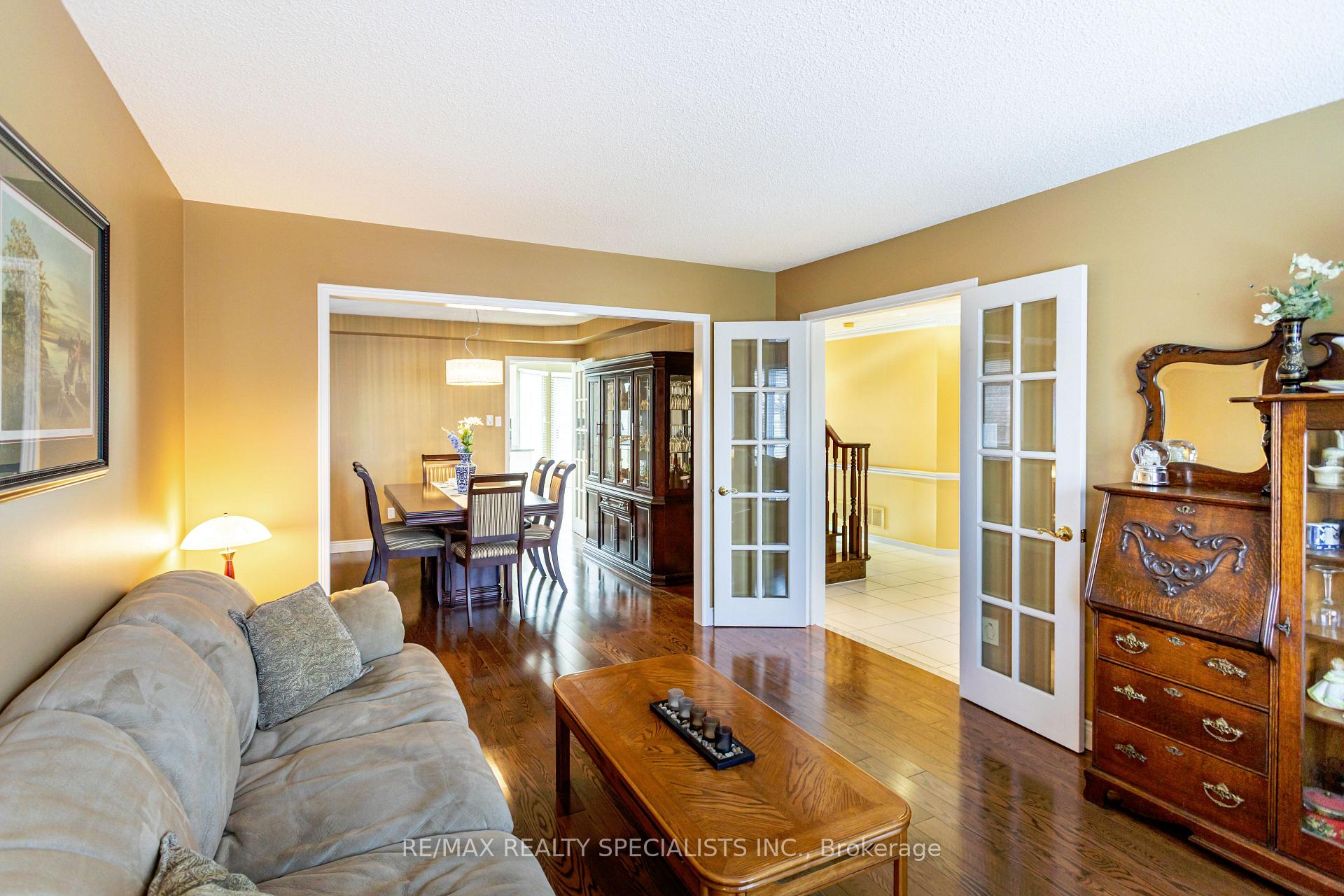 Photo 12 of 39 Mountainberry Road, Brampton, Sandringham-Wellington — HOMEH