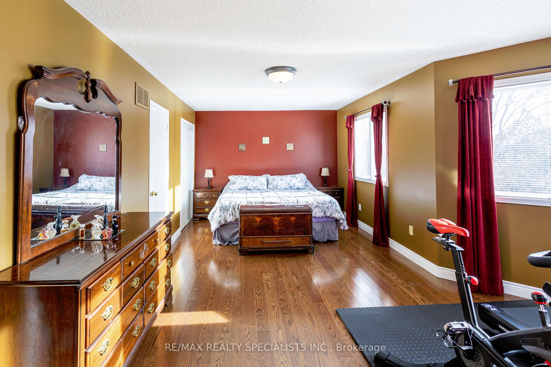 Photo 19 of 39 Mountainberry Road, Brampton, Sandringham-Wellington — HOMEH