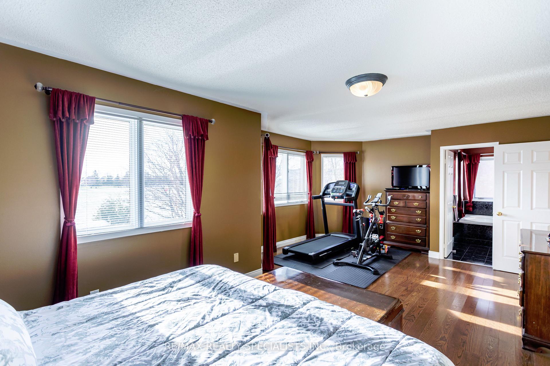 Photo 29 of 39 Mountainberry Road, Brampton, Sandringham-Wellington — HOMEH