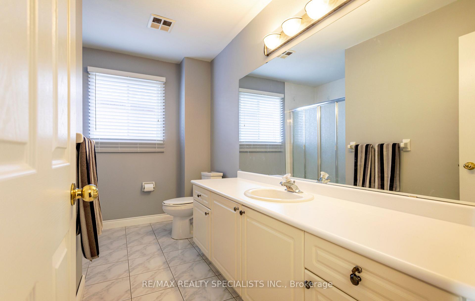 Photo 32 of 39 Mountainberry Road, Brampton, Sandringham-Wellington — HOMEH
