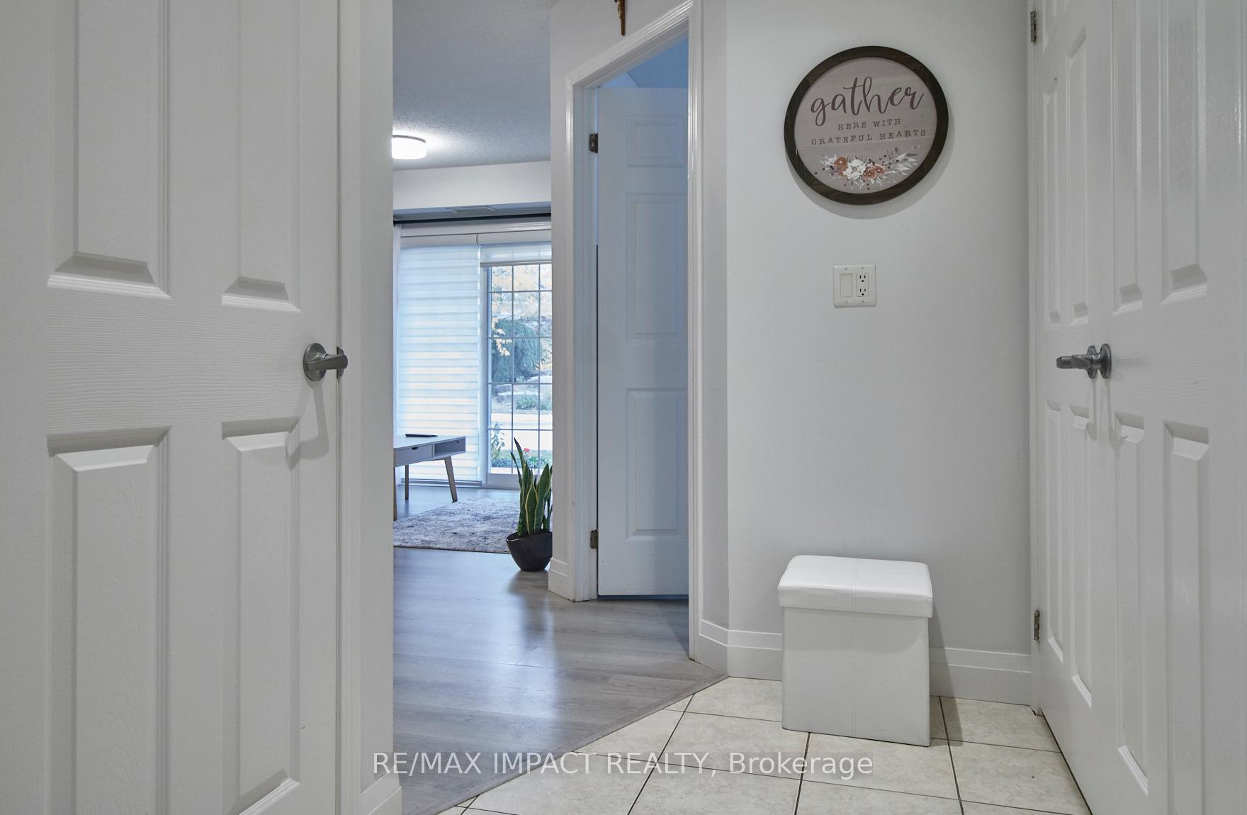 Photo 4 of Unit 105, 61 Clarington Boulevard N, Clarington, Bowmanville — HOMEH