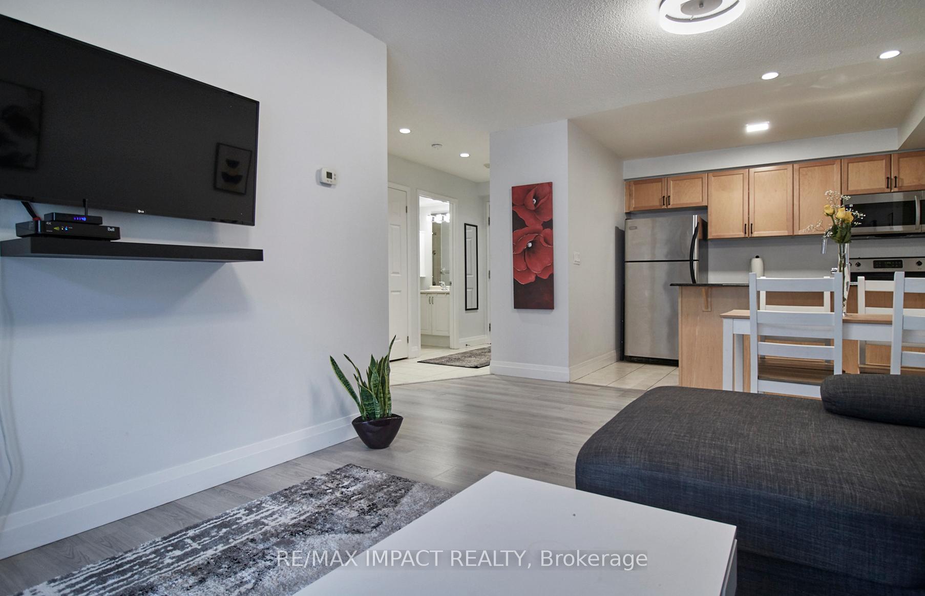 Photo 6 of Unit 105, 61 Clarington Boulevard N, Clarington, Bowmanville — HOMEH