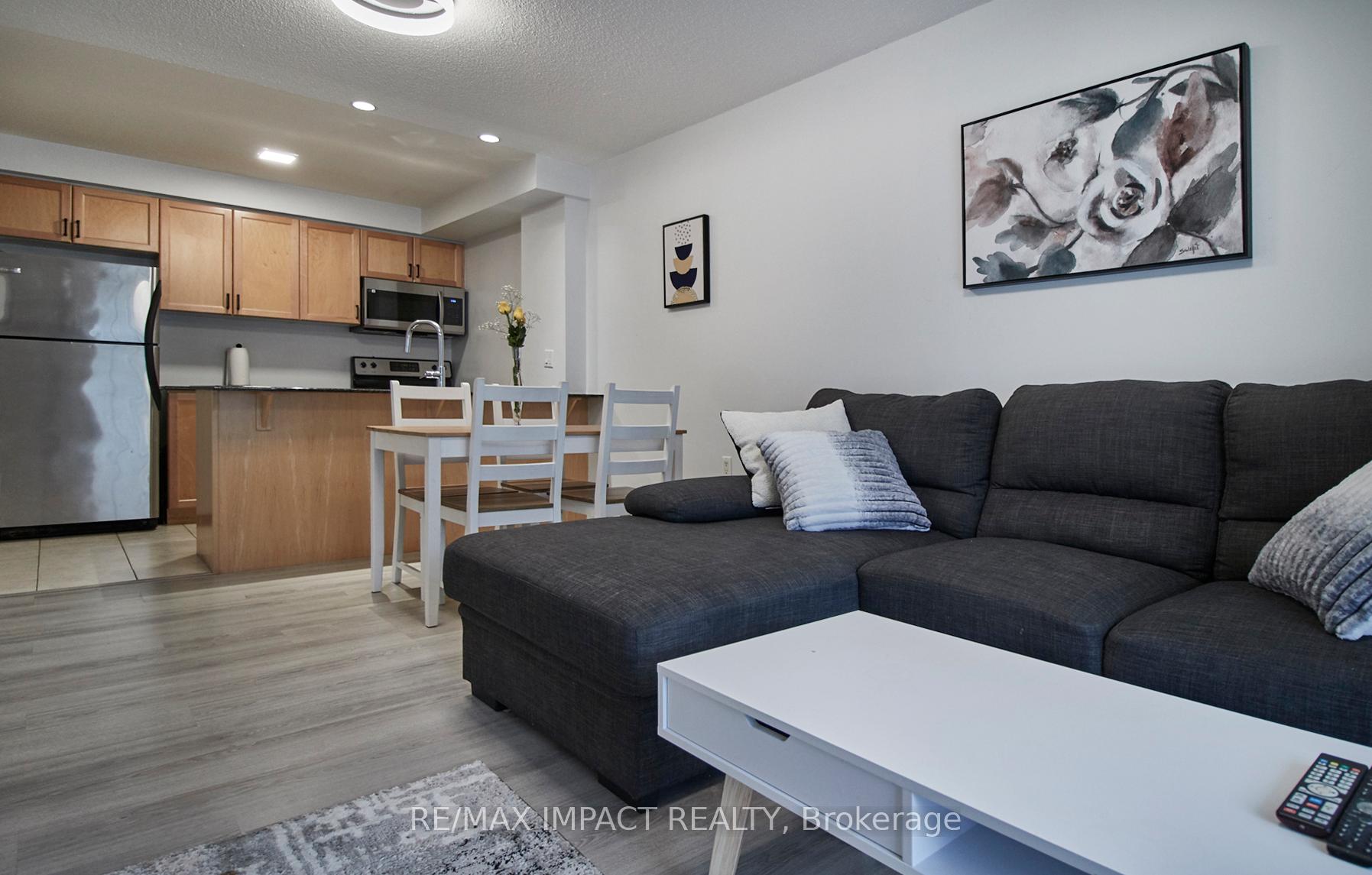 Photo 9 of Unit 105, 61 Clarington Boulevard N, Clarington, Bowmanville — HOMEH