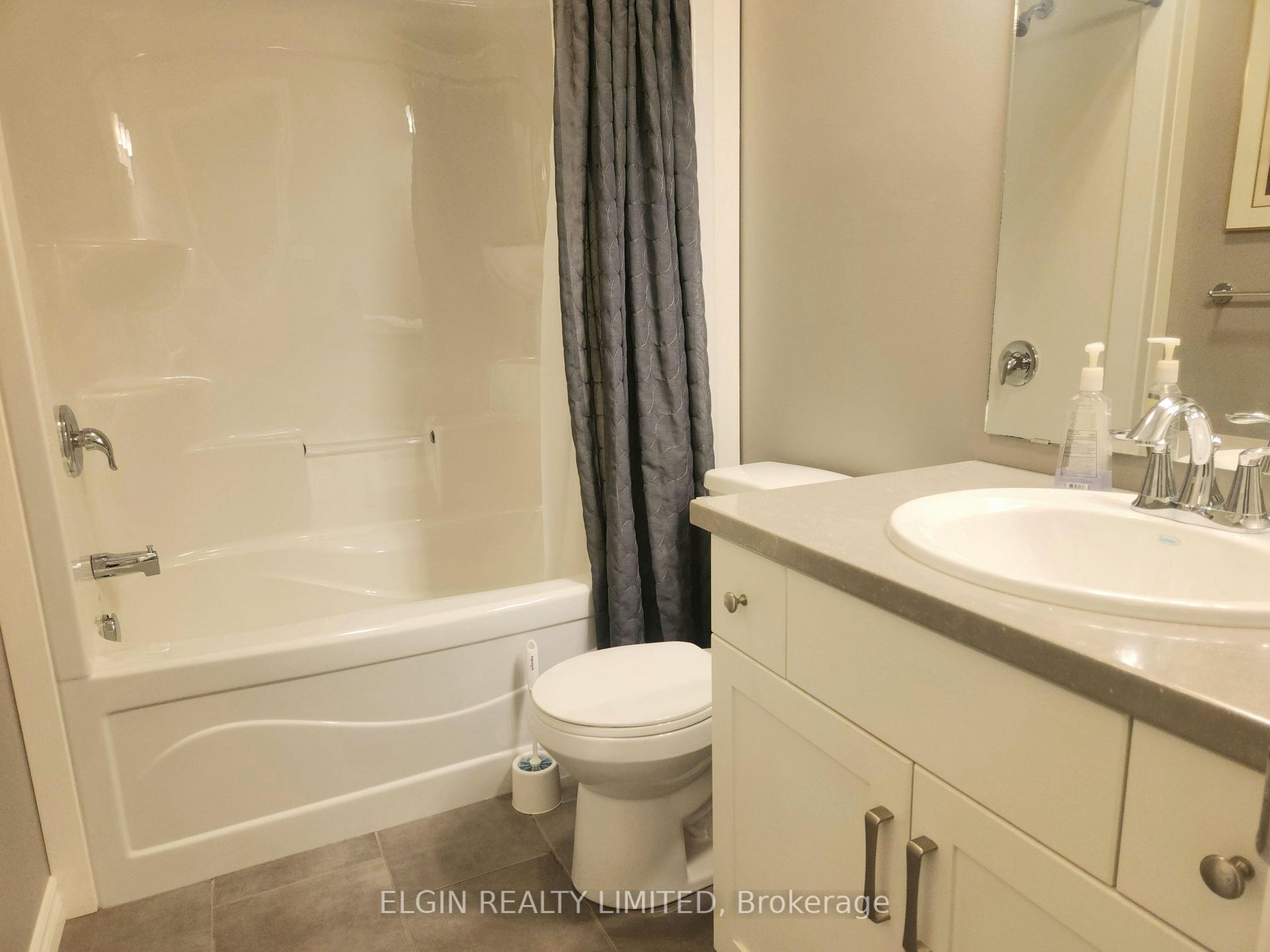 Photo 11 of Unit 15, 120 Southgate Parkway, St. Thomas — HOMEH