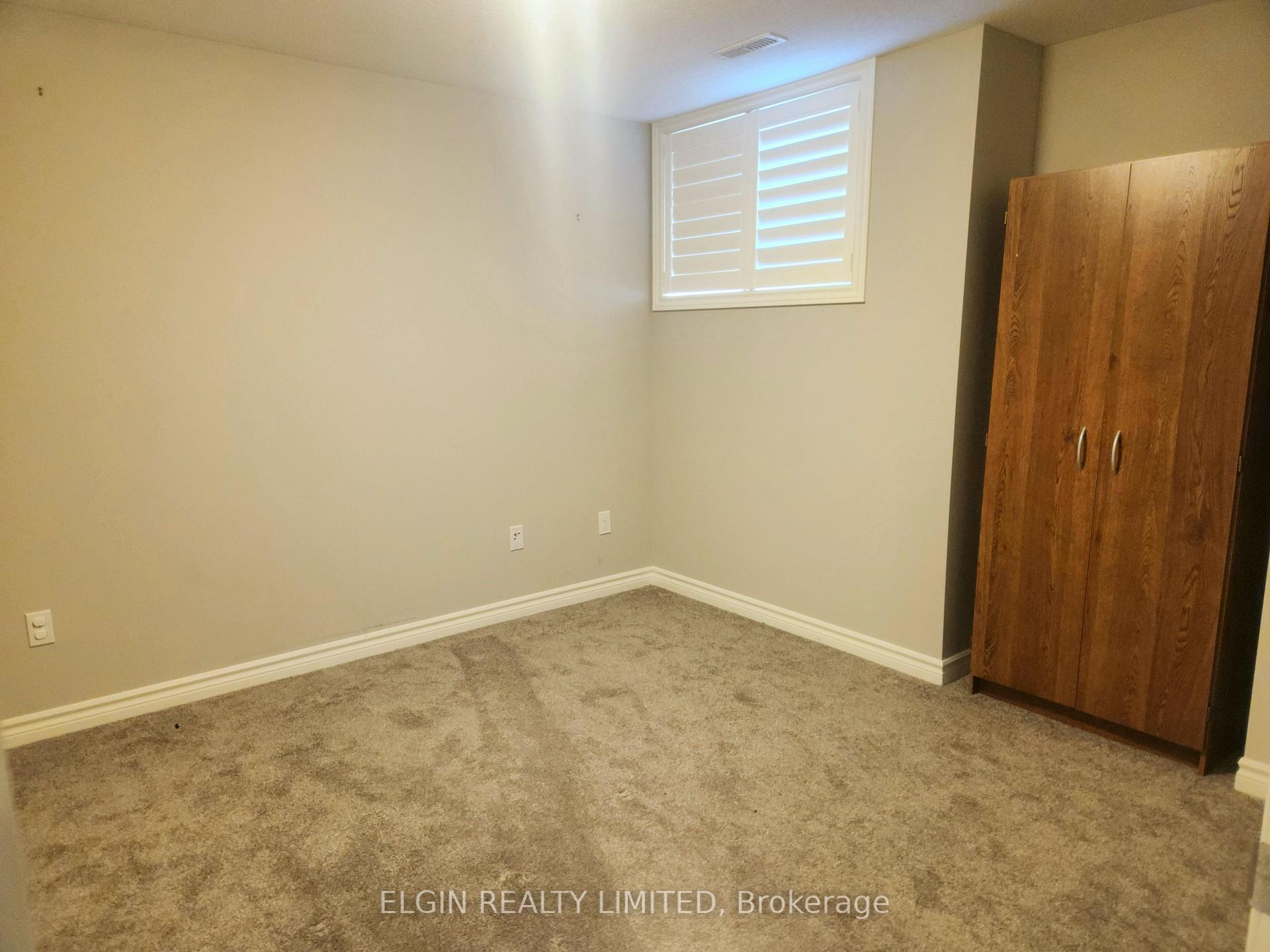 Photo 15 of Unit 15, 120 Southgate Parkway, St. Thomas — HOMEH