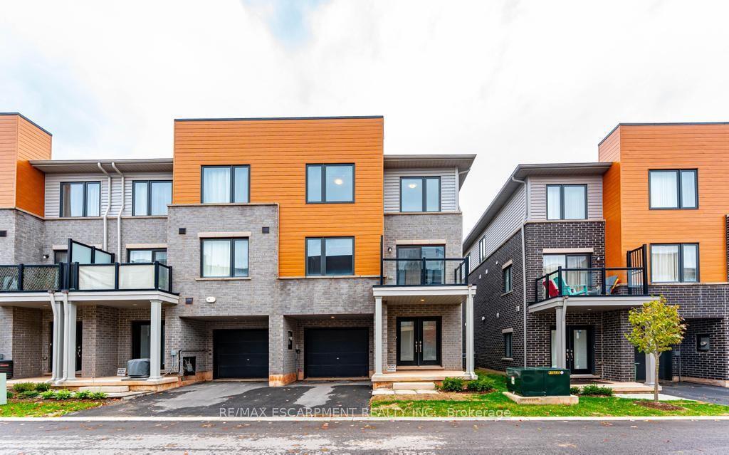 Photo 1 of 68 Dryden Lane, Hamilton, McQuesten — HOMEH