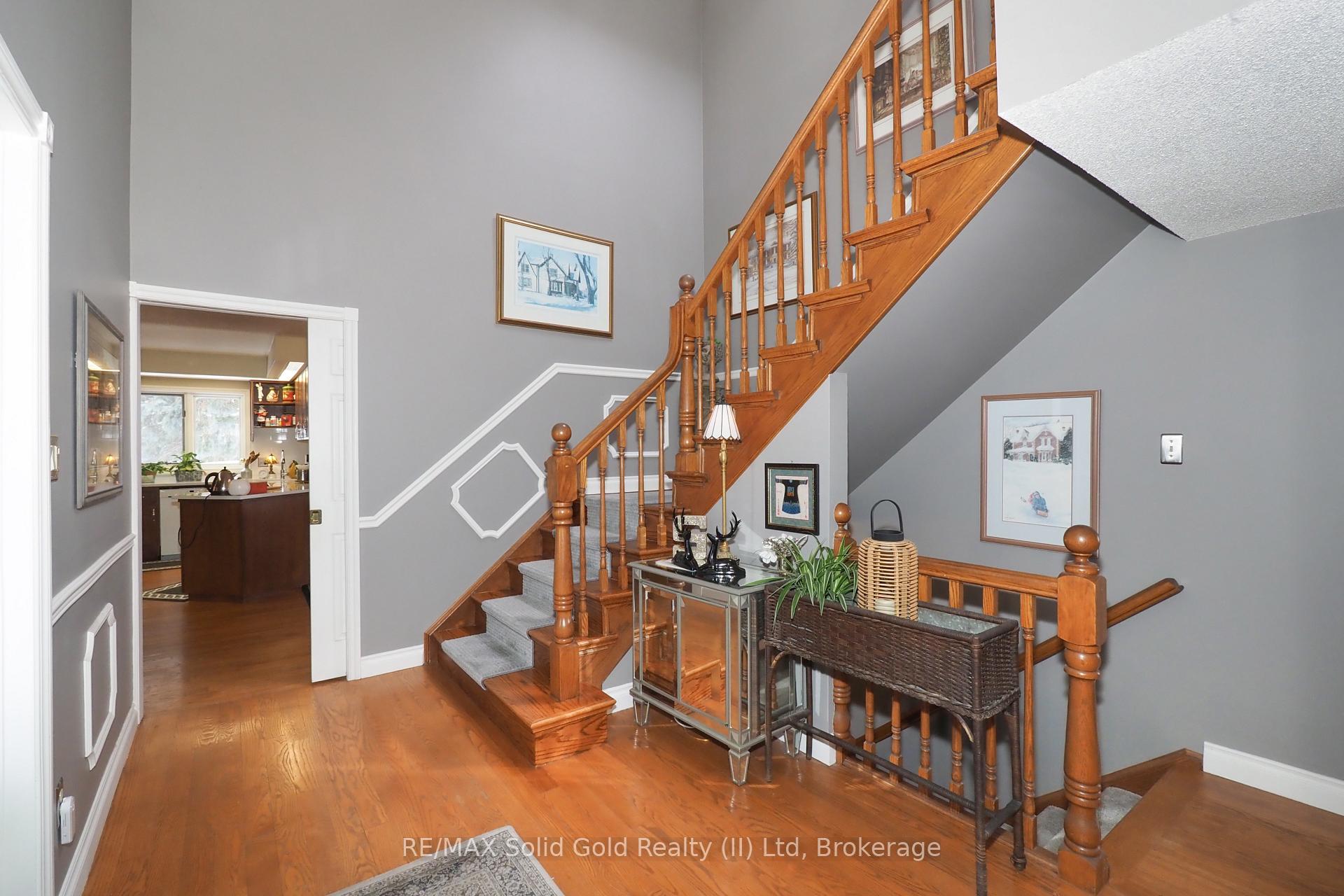 Photo 4 of 310 Roxton Drive, Waterloo — HOMEH