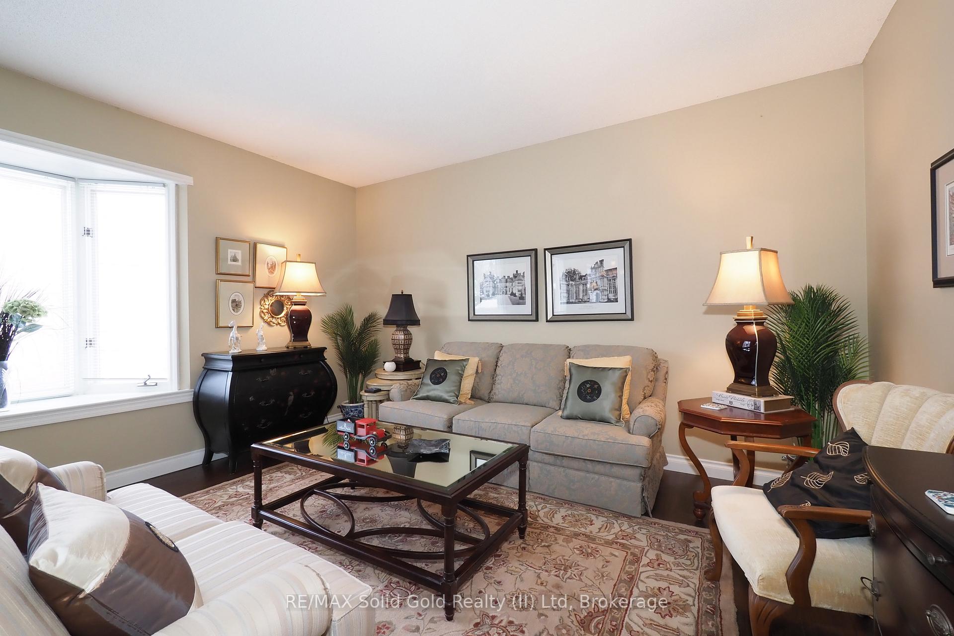 Photo 8 of 310 Roxton Drive, Waterloo — HOMEH