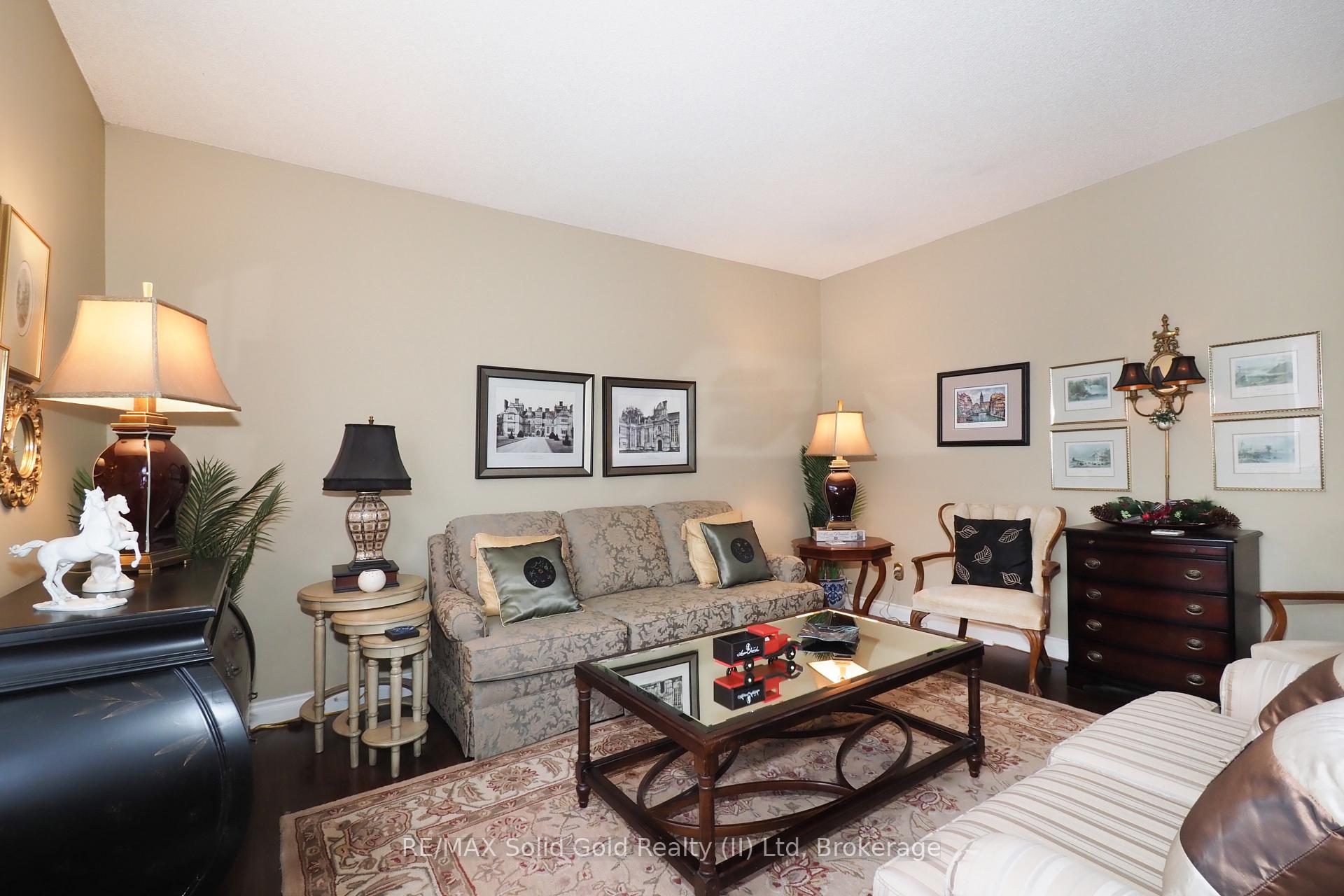 Photo 9 of 310 Roxton Drive, Waterloo — HOMEH
