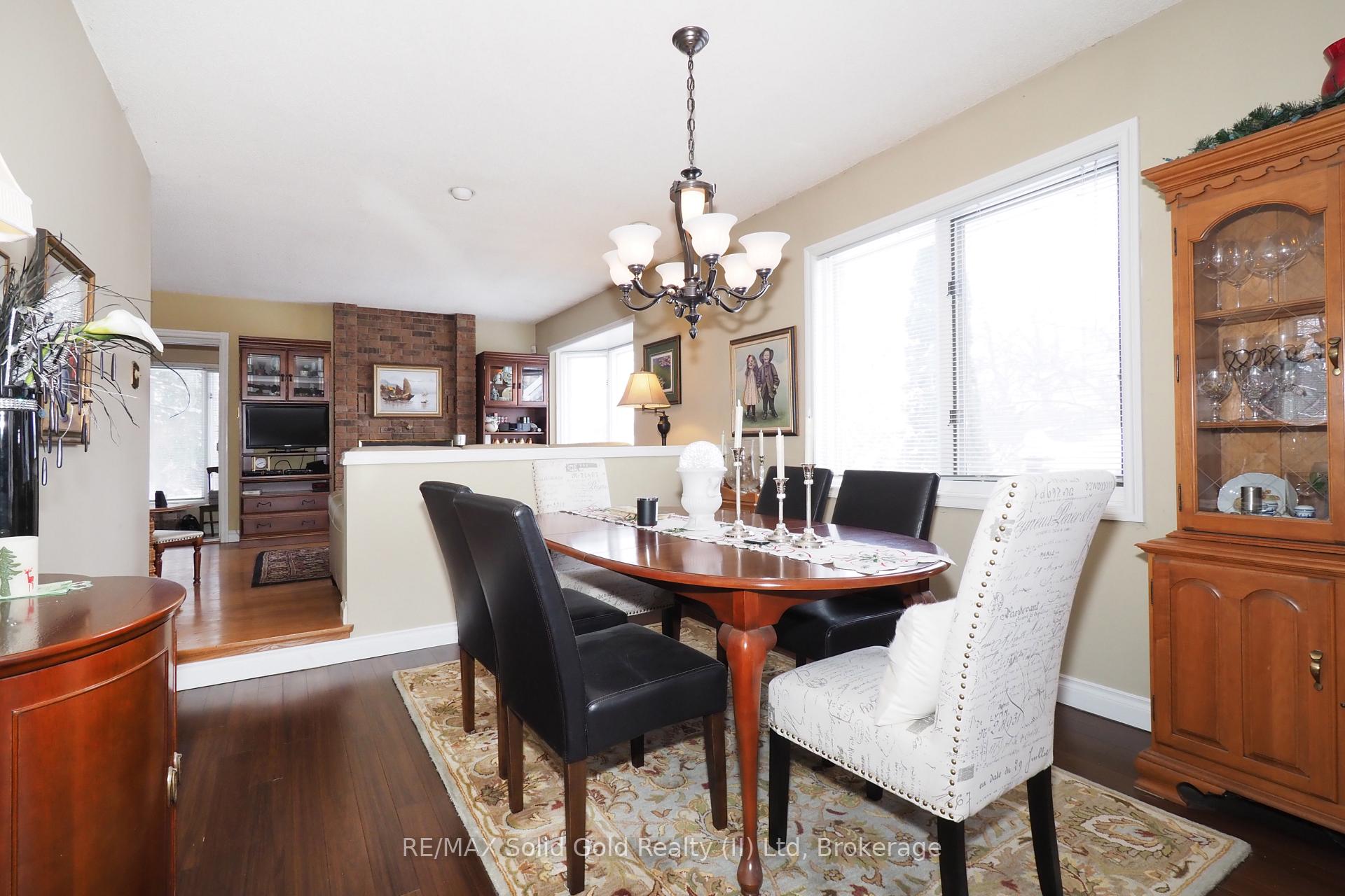 Photo 14 of 310 Roxton Drive, Waterloo — HOMEH
