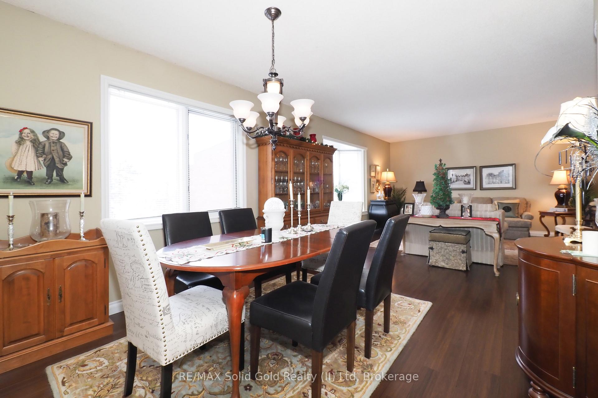 Photo 15 of 310 Roxton Drive, Waterloo — HOMEH