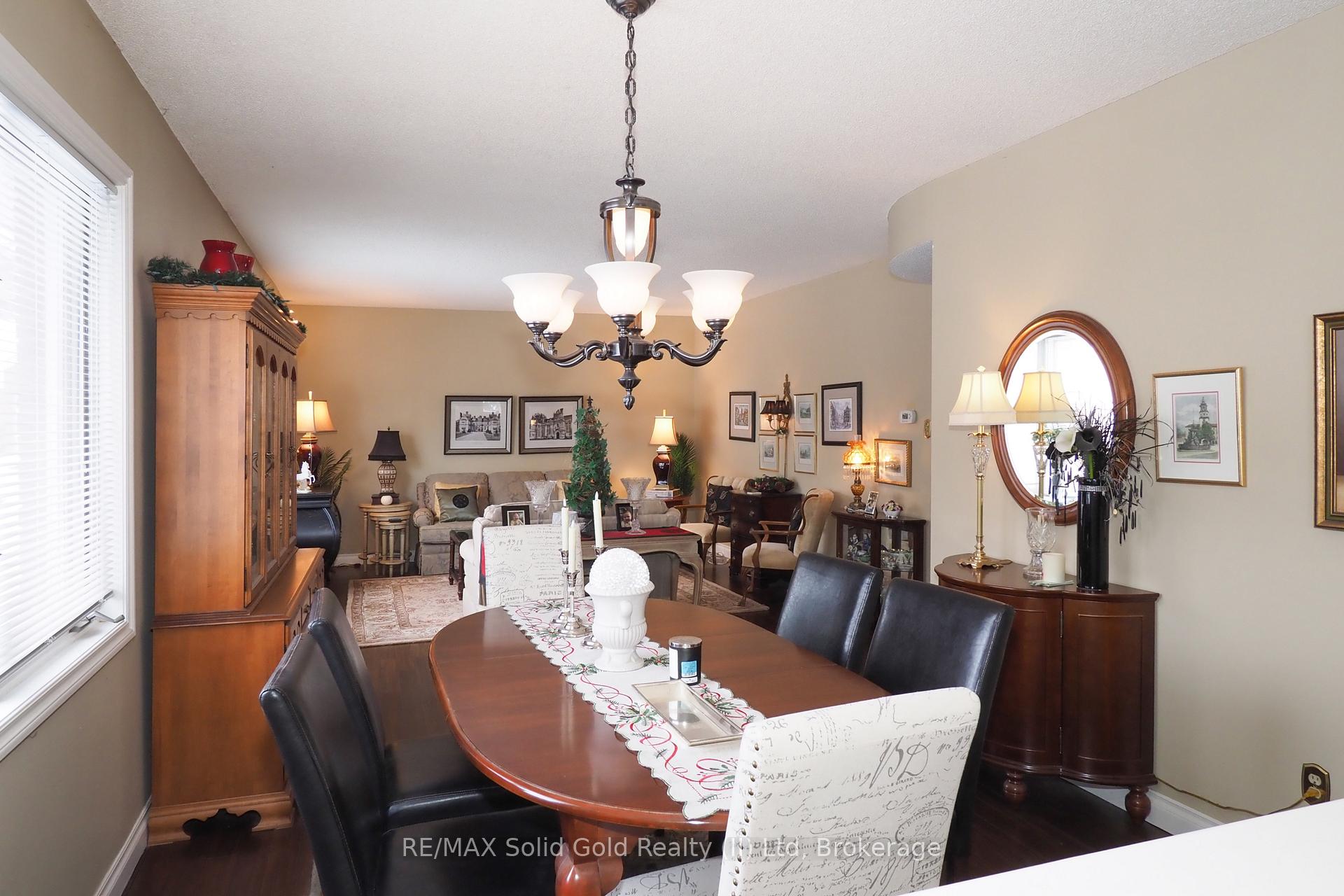 Photo 16 of 310 Roxton Drive, Waterloo — HOMEH