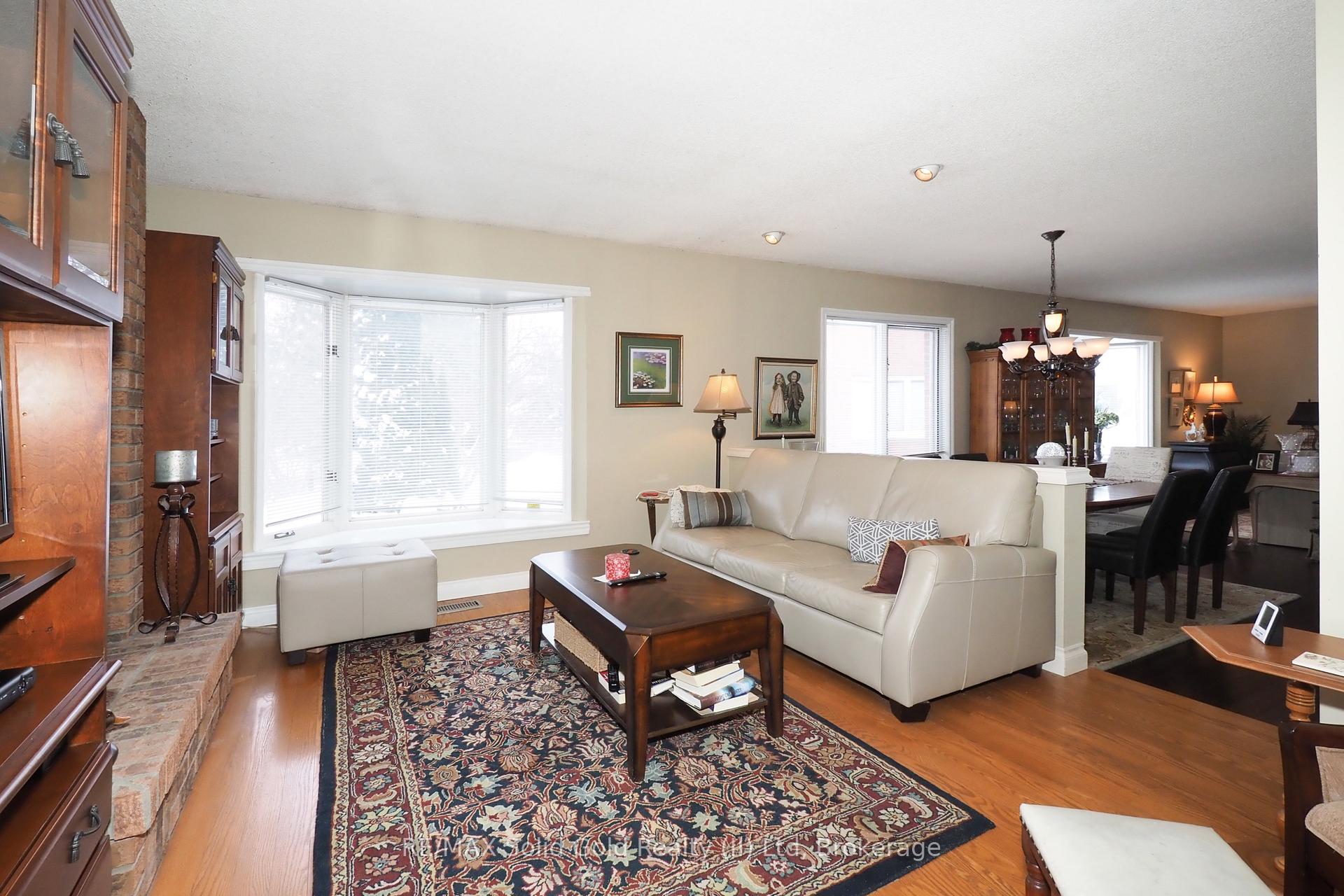 Photo 18 of 310 Roxton Drive, Waterloo — HOMEH