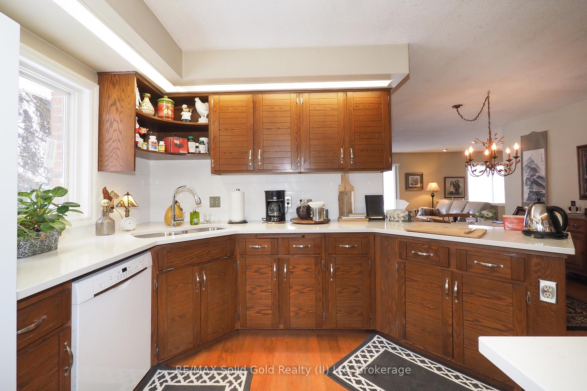 Photo 27 of 310 Roxton Drive, Waterloo — HOMEH