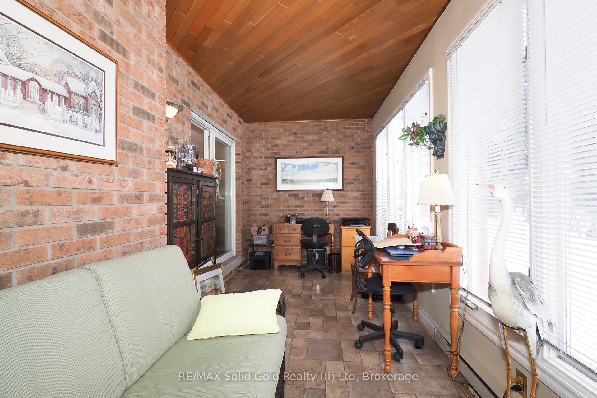 Photo 32 of 310 Roxton Drive, Waterloo — HOMEH