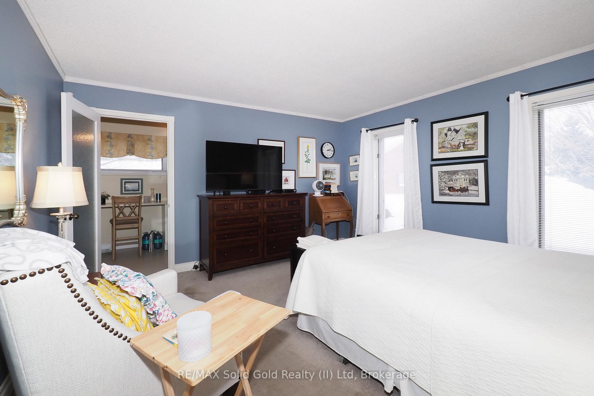 Photo 33 of 310 Roxton Drive, Waterloo — HOMEH