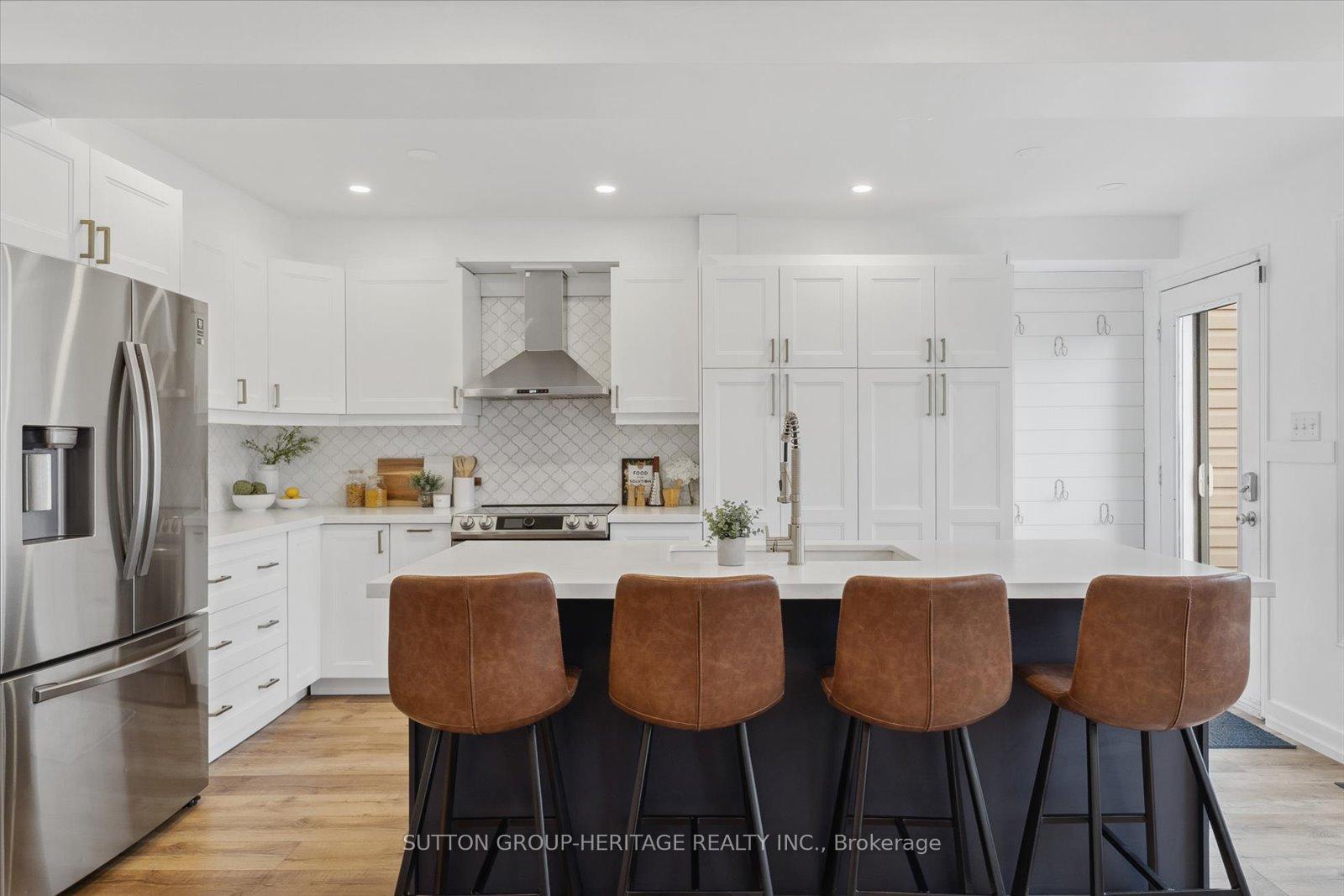 Photo 13 of Unit 25, 23 Vallance Way, Whitby, Brooklin — HOMEH