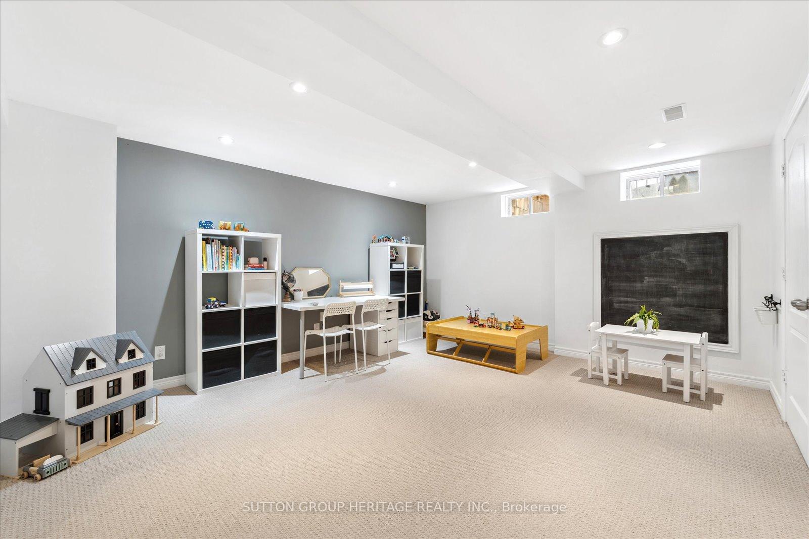 Photo 30 of Unit 25, 23 Vallance Way, Whitby, Brooklin — HOMEH