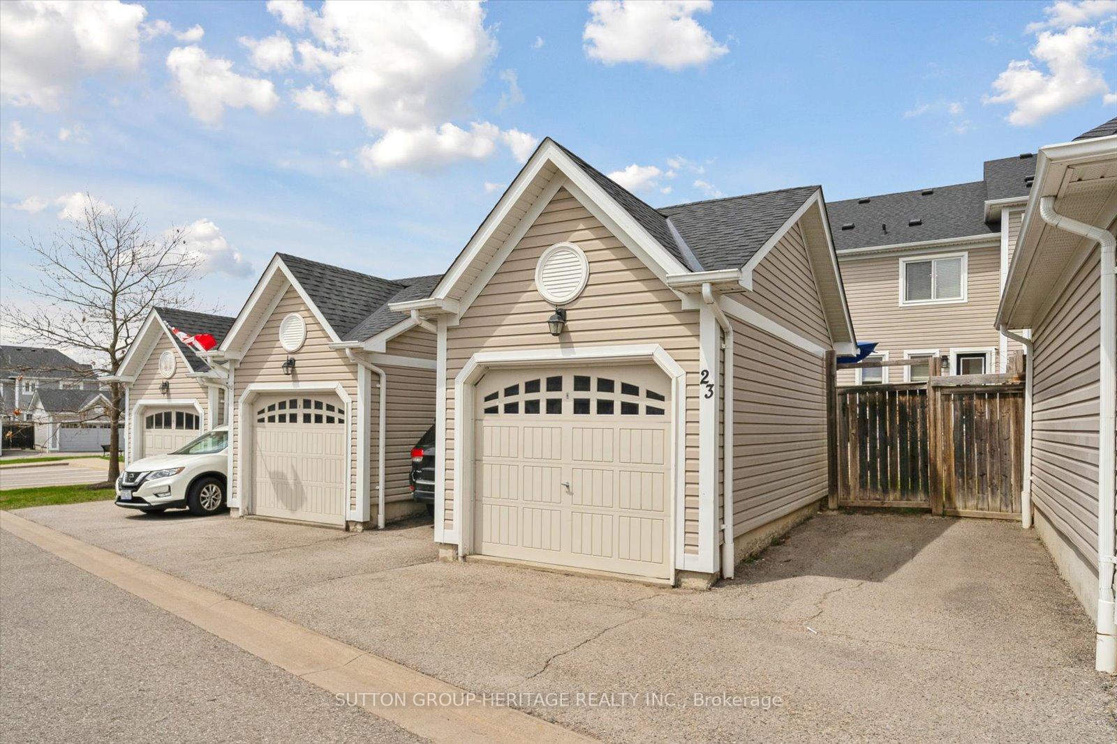 Photo 37 of Unit 25, 23 Vallance Way, Whitby, Brooklin — HOMEH