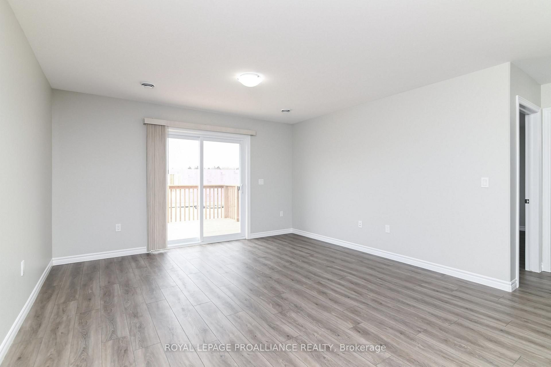 Photo 8 of 116A Sienna Avenue, Belleville, Belleville Ward — HOMEH