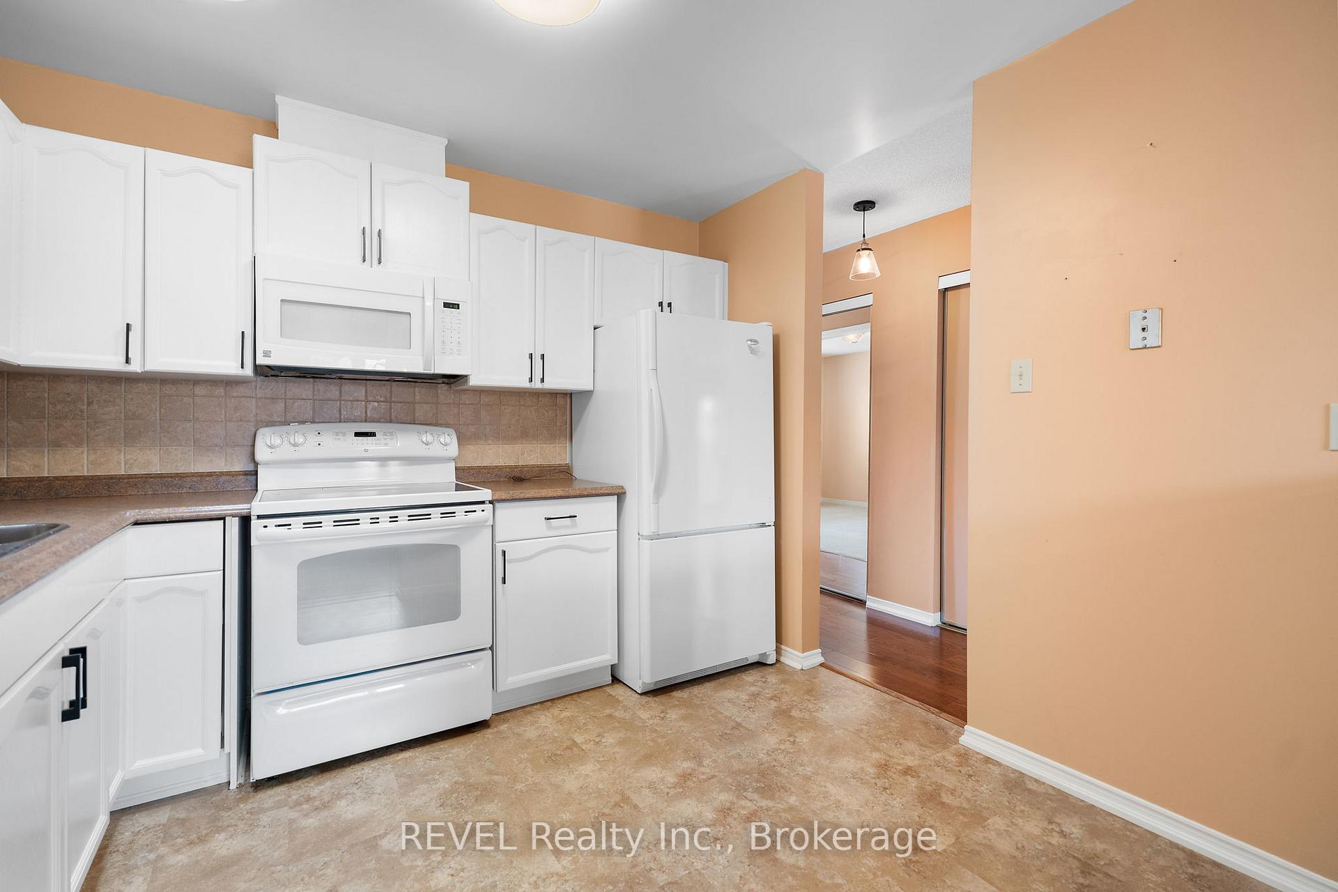 Photo 7 of Unit 55, 122 Bunting Road, St. Catharines, E. Chester — HOMEH