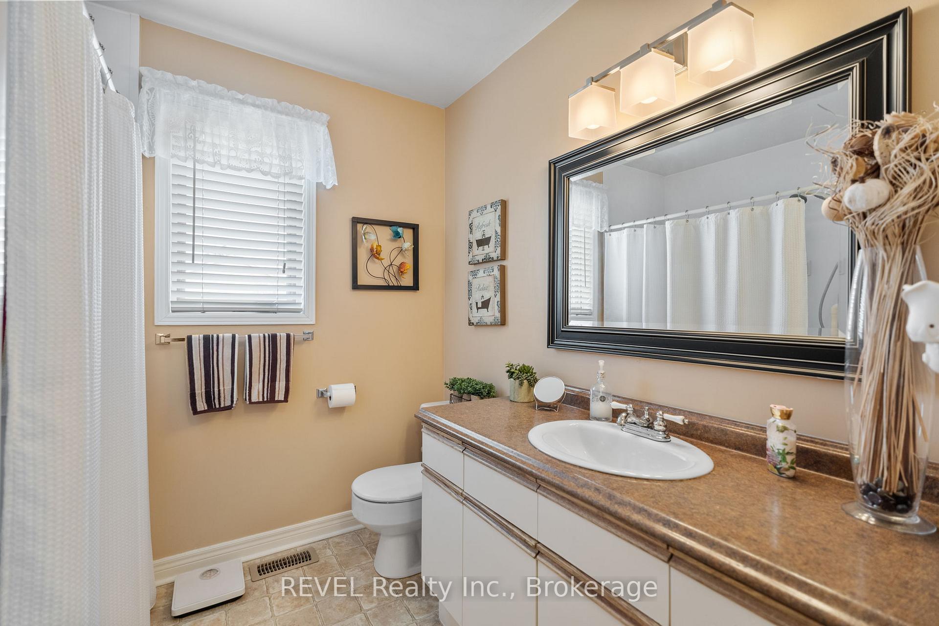 Photo 10 of Unit 55, 122 Bunting Road, St. Catharines, E. Chester — HOMEH