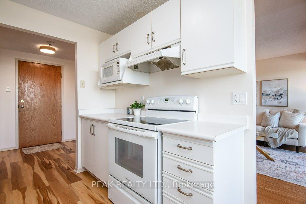 Photo 6 of Unit 501, 30 Blue Springs Drive, Waterloo — HOMEH