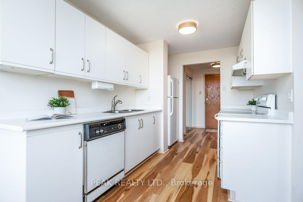 Photo 7 of Unit 501, 30 Blue Springs Drive, Waterloo — HOMEH