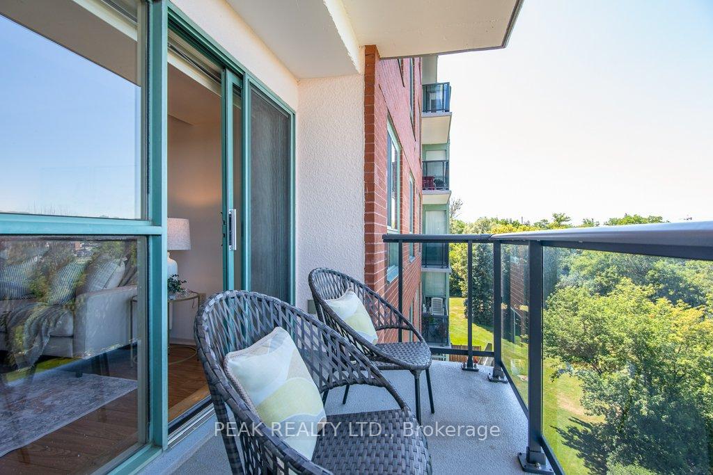 Photo 14 of Unit 501, 30 Blue Springs Drive, Waterloo — HOMEH