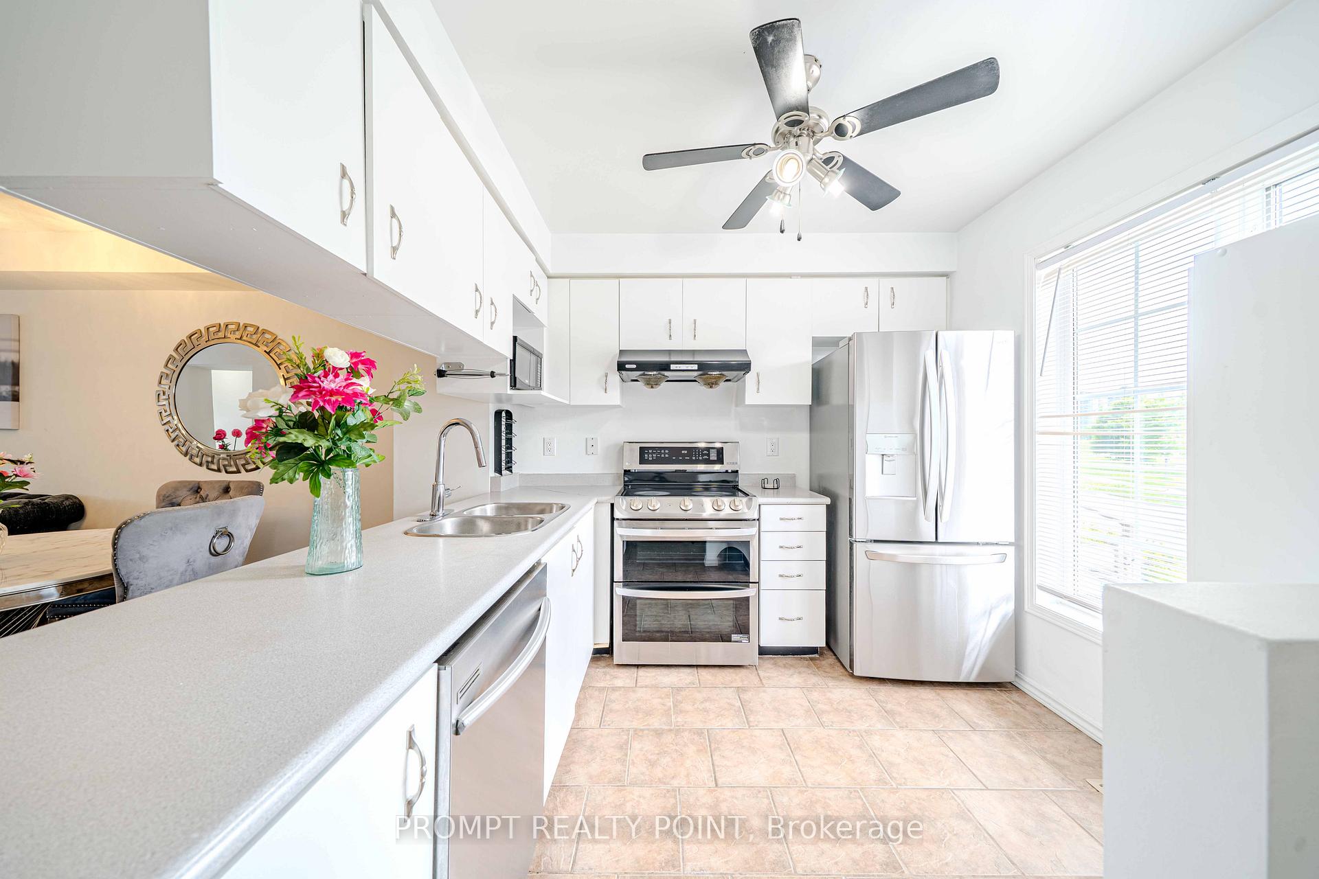 Photo 13 of Unit 12, 1623 Pickering Parkway, Pickering, Village East — HOMEH