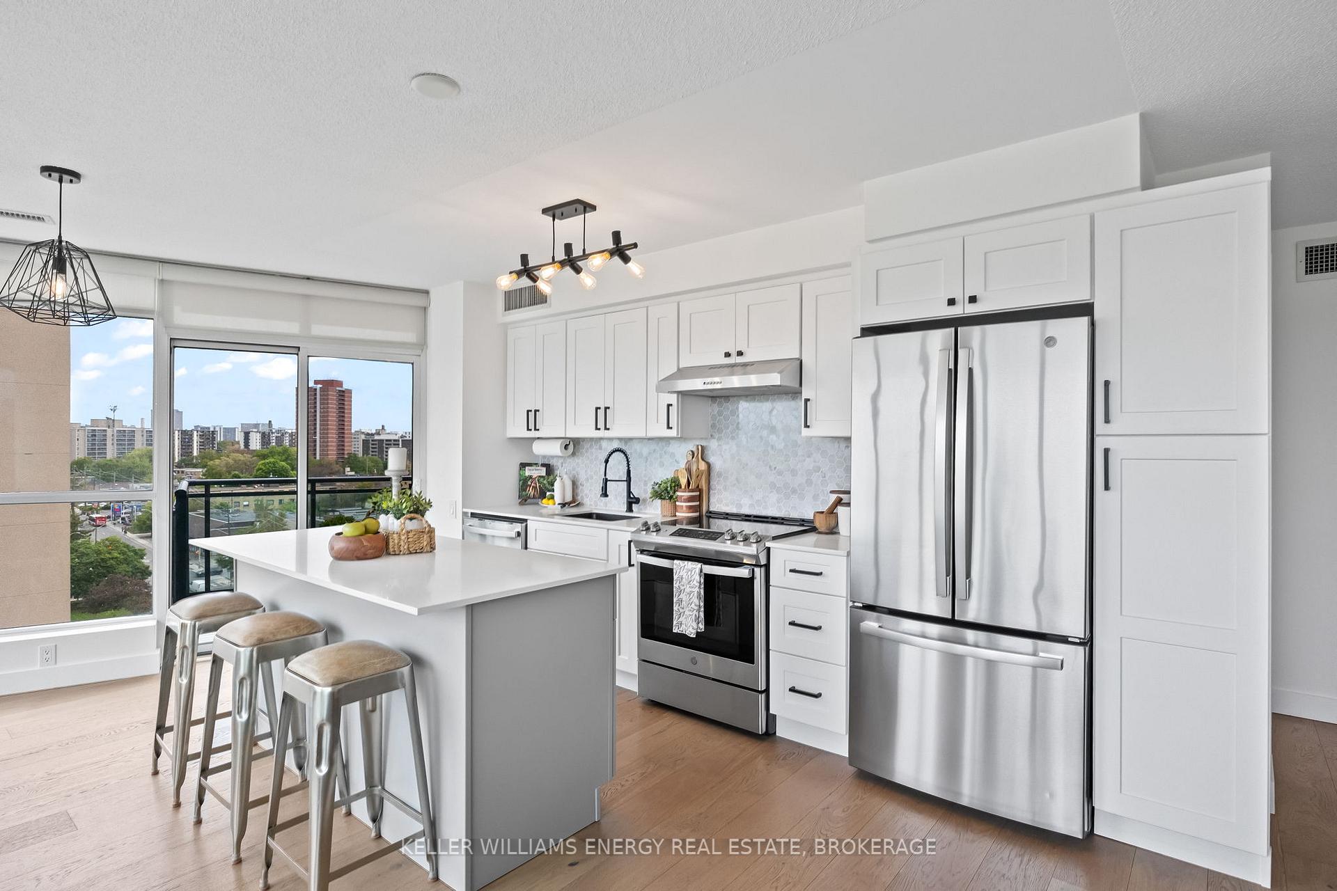 Photo 8 of Unit 1008, 1048 Broadview Avenue, Toronto, Broadview North — HOMEH