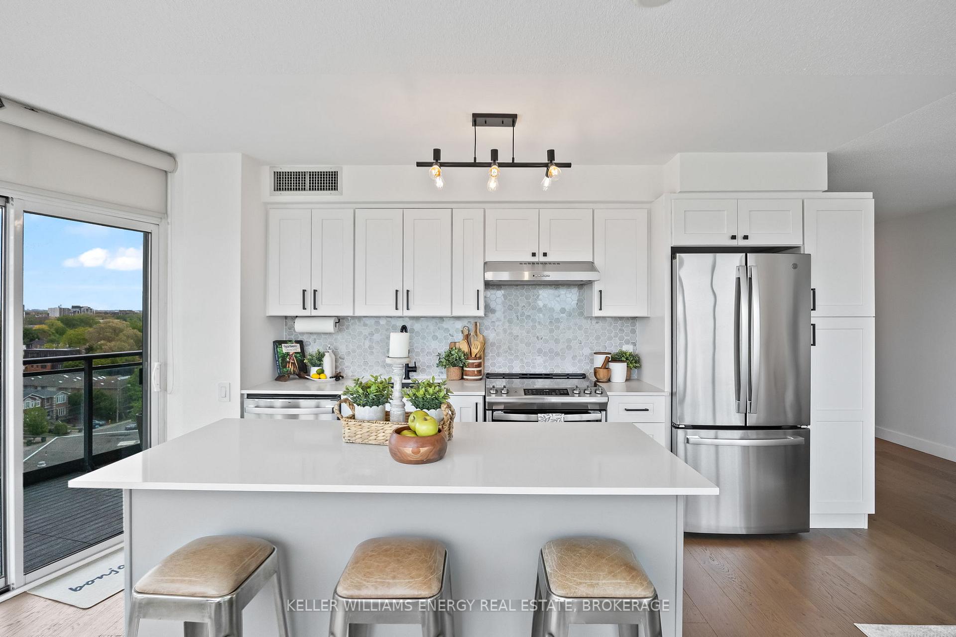 Photo 10 of Unit 1008, 1048 Broadview Avenue, Toronto, Broadview North — HOMEH