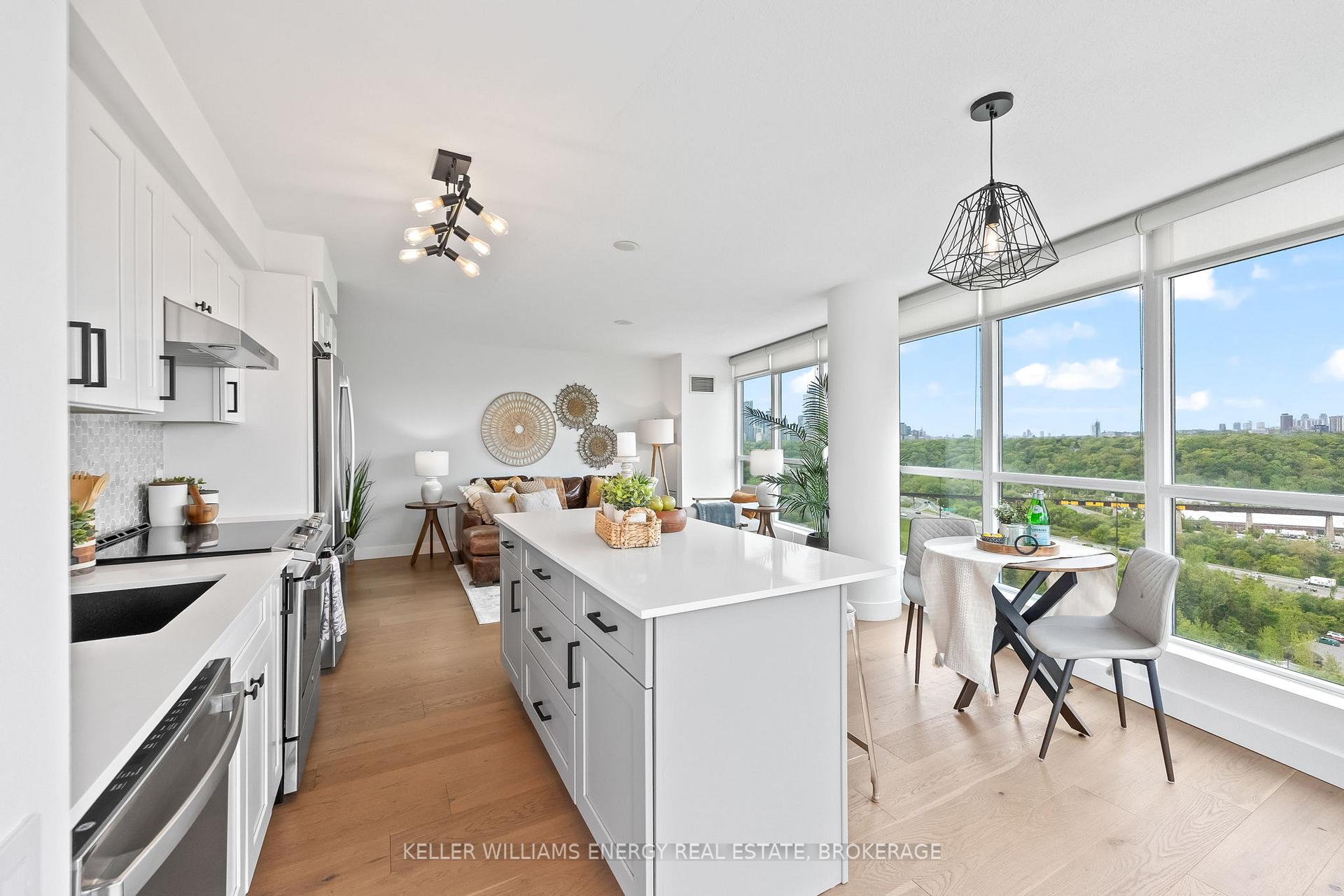 Photo 11 of Unit 1008, 1048 Broadview Avenue, Toronto, Broadview North — HOMEH
