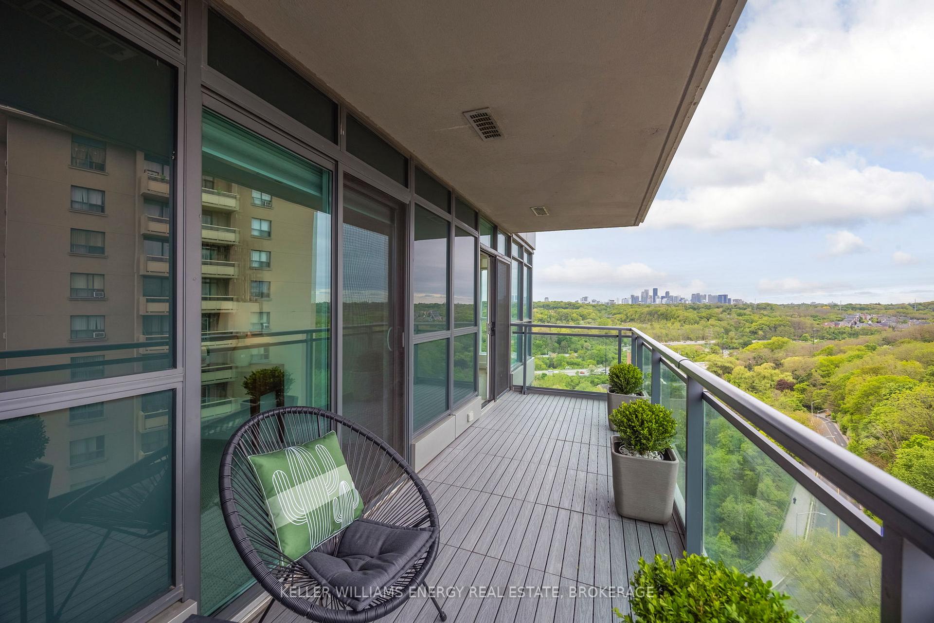 Photo 20 of Unit 1008, 1048 Broadview Avenue, Toronto, Broadview North — HOMEH
