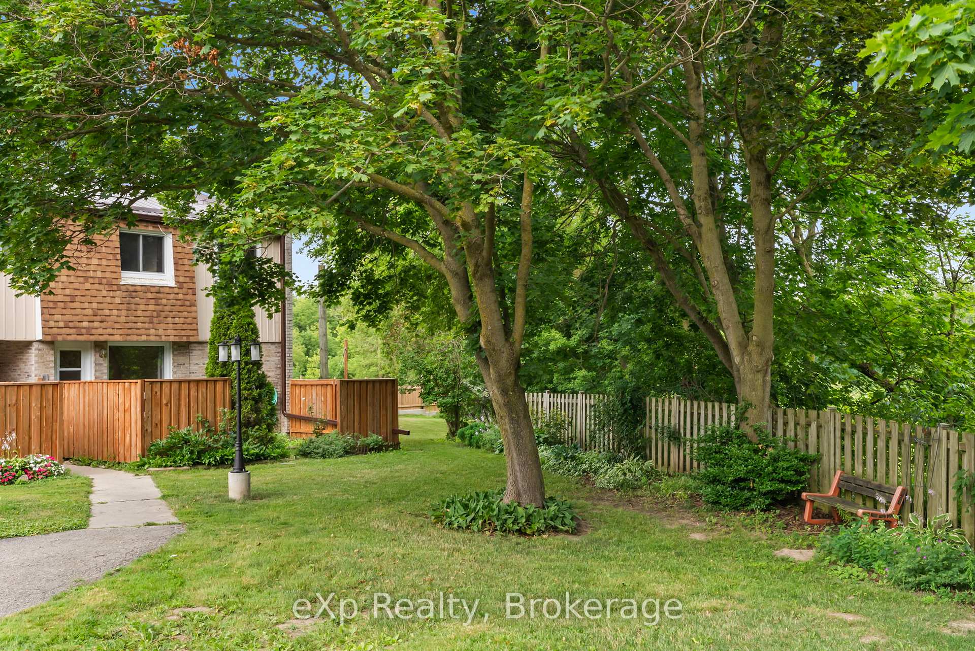 Photo 8 of Unit 6, 100 Arthur Street W, Minto — HOMEH