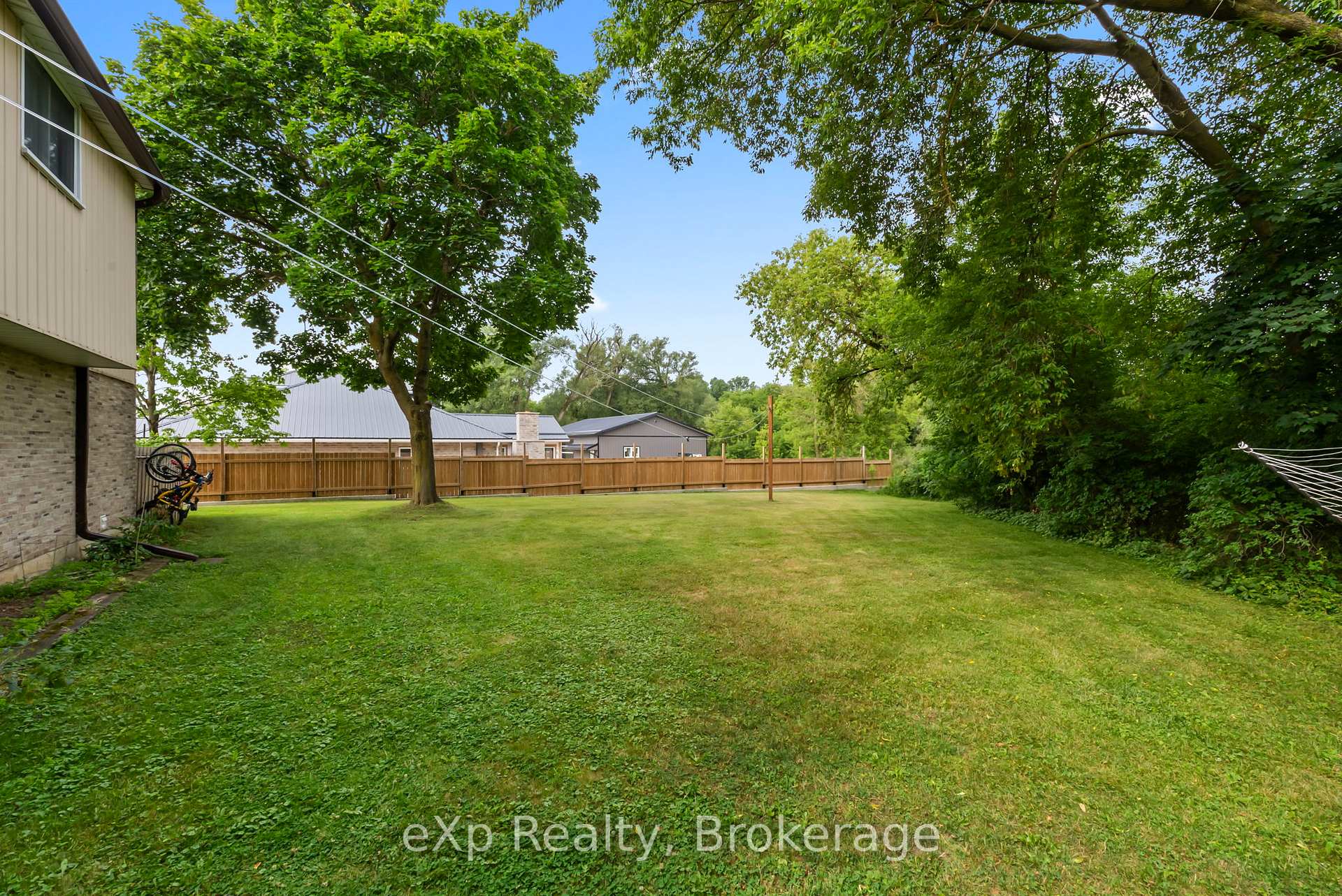 Photo 31 of Unit 6, 100 Arthur Street W, Minto — HOMEH