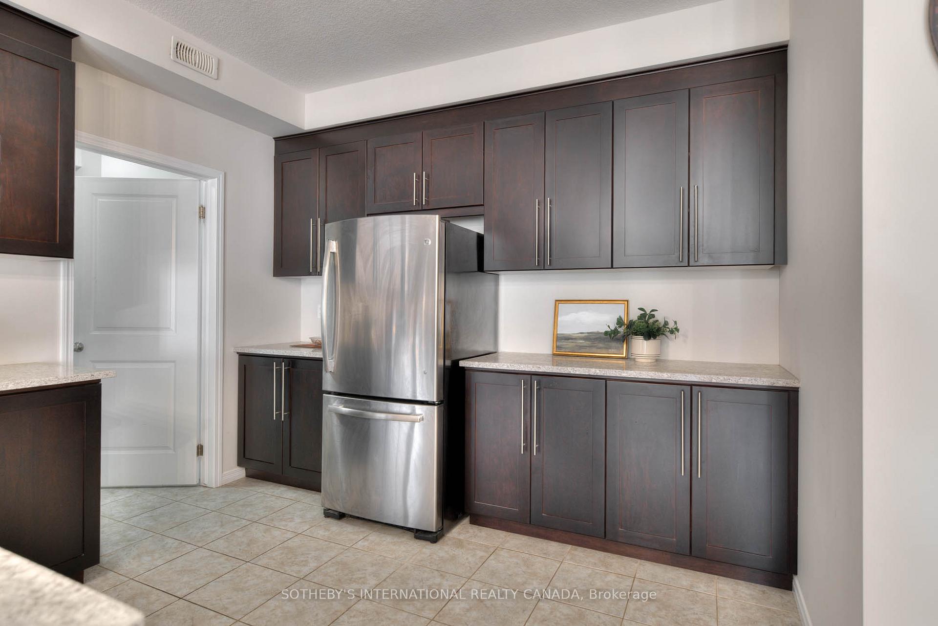 Photo 16 of Unit Unit # A, 208 Jessica Crescent, Kitchener — HOMEH