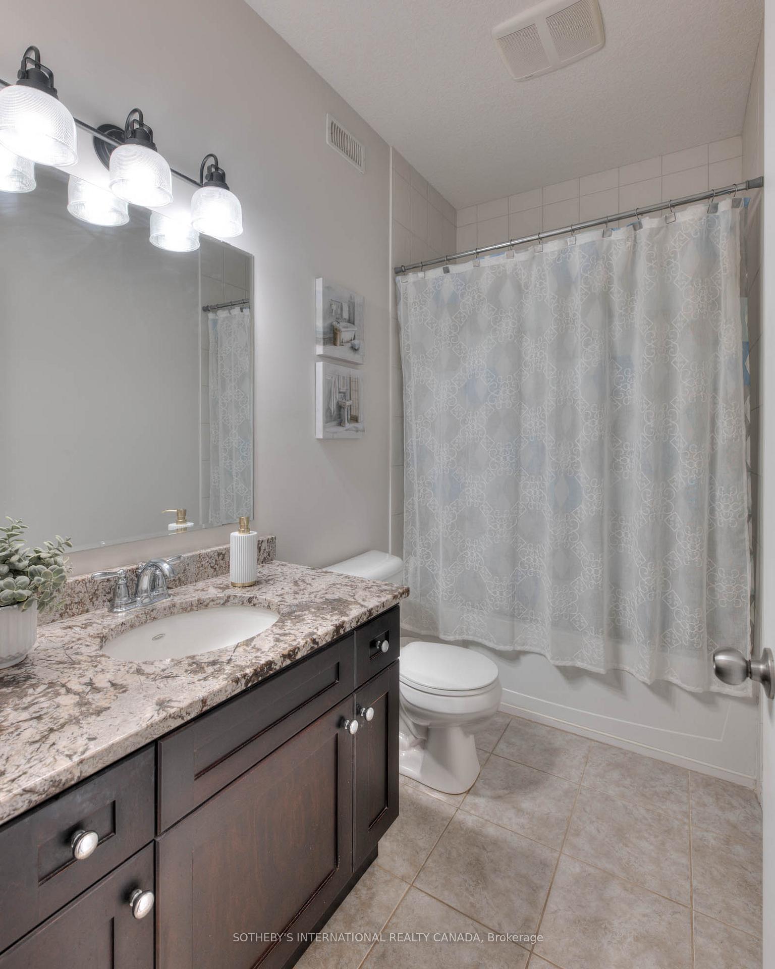 Photo 33 of Unit Unit # A, 208 Jessica Crescent, Kitchener — HOMEH