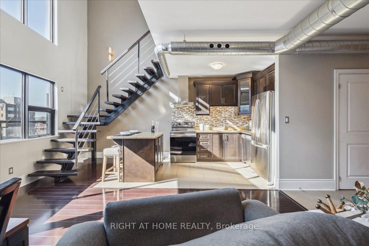 Photo 5 of Unit 402, 80 King William Street, Hamilton, Beasley — HOMEH