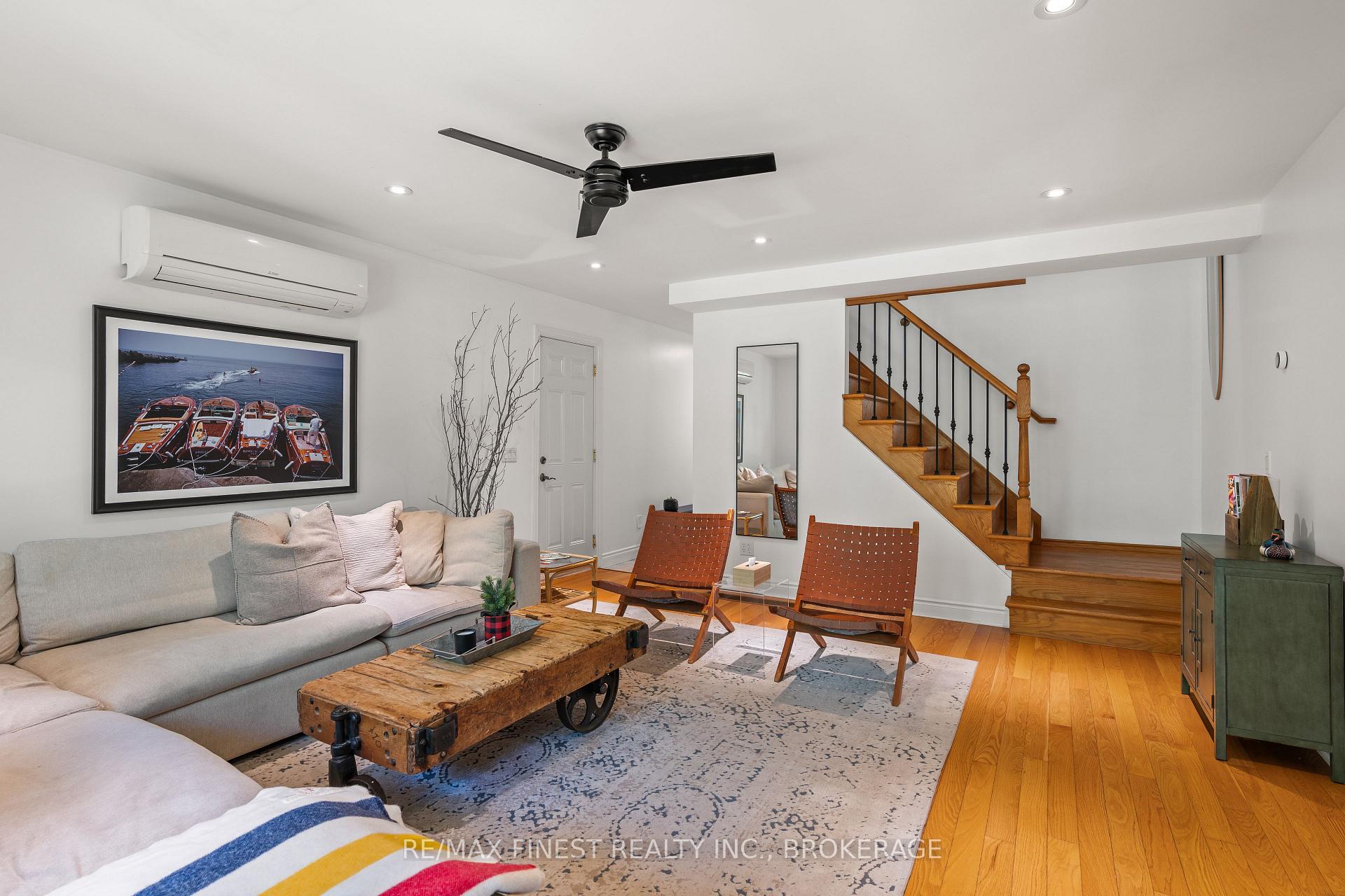 Photo 7 of 32 Oakwood Lane, Frontenac, Frontenac South — HOMEH