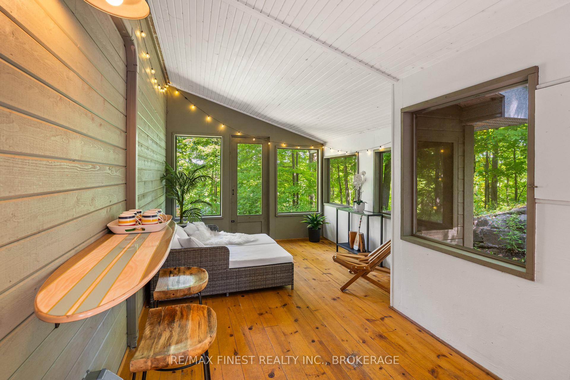 Photo 26 of 32 Oakwood Lane, Frontenac, Frontenac South — HOMEH
